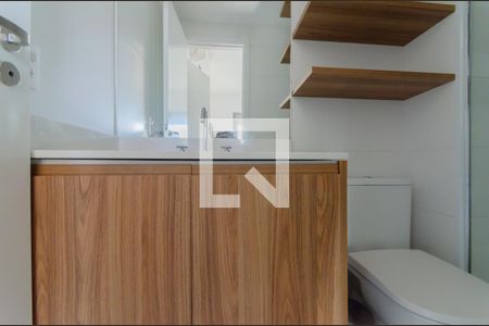 Banheiro de apartamento para alugar com 1 quarto, 44m² em Vila Mariana, São Paulo