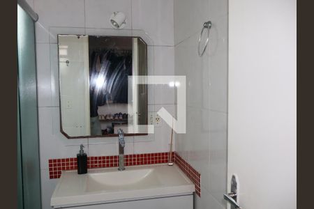 Banheiro suíte de apartamento para alugar com 2 quartos, 50m² em Jardim Vila Formosa, São Paulo