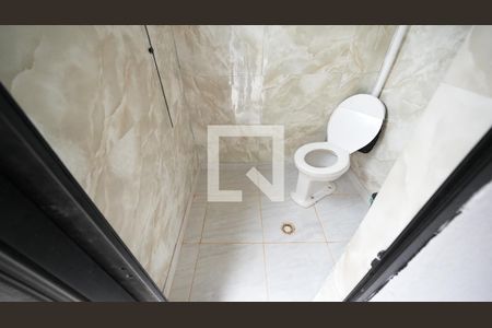 Banheiro Social de casa à venda com 3 quartos, 270m² em Vila Linda, Santo André