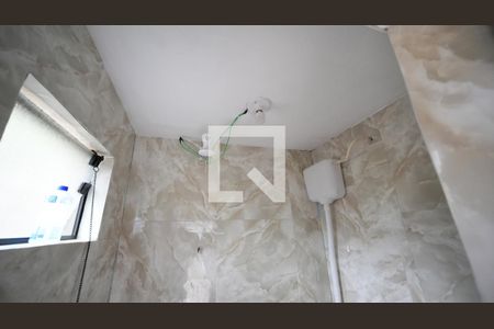 Banheiro Social de casa à venda com 3 quartos, 270m² em Vila Linda, Santo André