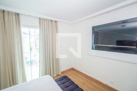 Casa para alugar com 4 quartos, 306m² em Jardim Sulacap, Rio de Janeiro