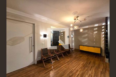 Sala de apartamento para alugar com 3 quartos, 150m² em Moema, São Paulo