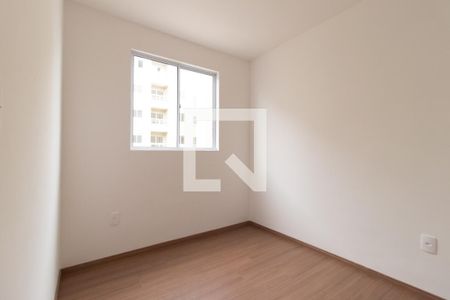 Quarto 2 de apartamento para alugar com 2 quartos, 50m² em Cidade Industrial de Curitiba, Curitiba
