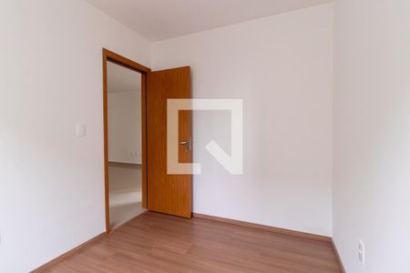 Quarto 1 de apartamento para alugar com 2 quartos, 50m² em Cidade Industrial de Curitiba, Curitiba