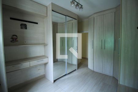 Casa à venda com 4 quartos, 172m² em Vila Bertioga, São Paulo