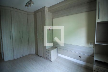 Casa à venda com 4 quartos, 172m² em Vila Bertioga, São Paulo