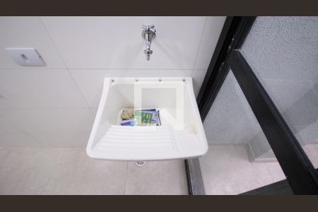 Sala/Cozinha de apartamento à venda com 1 quarto, 26m² em Quinta da Paineira, São Paulo