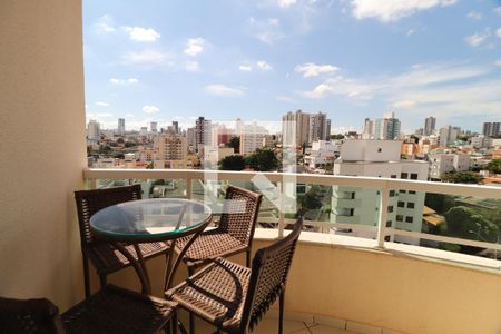 Sacada de apartamento para alugar com 3 quartos, 74m² em Saraiva, Uberlândia