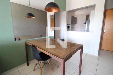 Sala de apartamento para alugar com 3 quartos, 74m² em Saraiva, Uberlândia