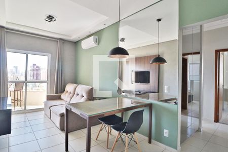 Sala de apartamento para alugar com 3 quartos, 74m² em Saraiva, Uberlândia