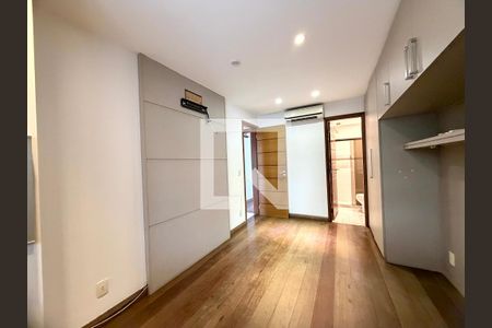 Suíte de apartamento à venda com 3 quartos, 117m² em Recreio dos Bandeirantes, Rio de Janeiro