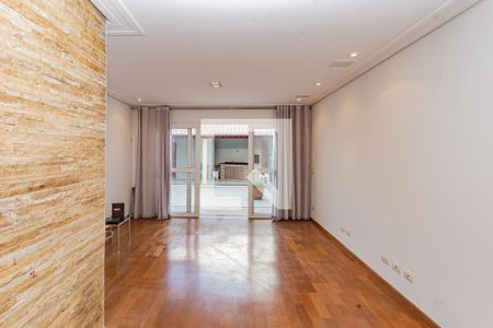 Sala de casa à venda com 3 quartos, 255m² em Vila Brasilio Machado, São Paulo