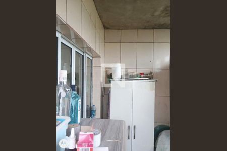 Casa à venda com 3 quartos, 80m² em Jardim Shangrilá (Zona Sul), São Paulo