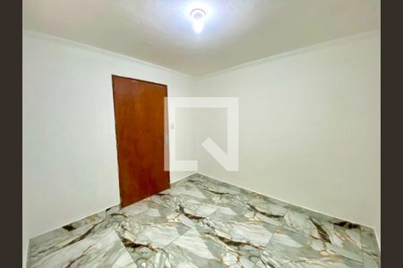 Quarto 2 de casa para alugar com 3 quartos, 75m² em Jardim Palmira, Guarulhos