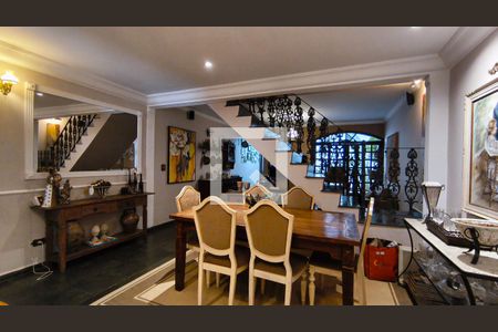 Sala de casa à venda com 5 quartos, 220m² em Cambuci, São Paulo