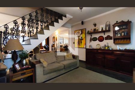 Sala de Tv de casa à venda com 5 quartos, 220m² em Cambuci, São Paulo