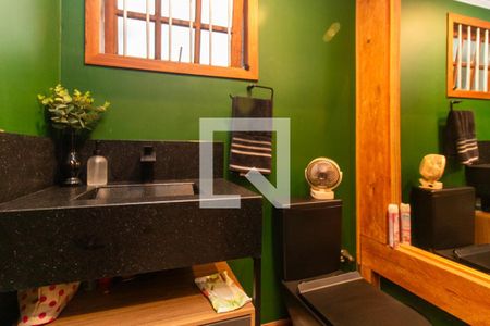 Lavabo de casa à venda com 2 quartos, 190m² em Santo Antônio, Porto Alegre