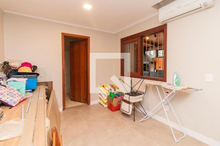 Quarto 1 de casa à venda com 2 quartos, 190m² em Santo Antônio, Porto Alegre