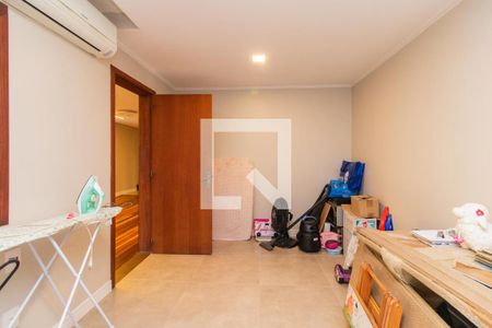 Quarto 1 de casa à venda com 2 quartos, 190m² em Santo Antônio, Porto Alegre