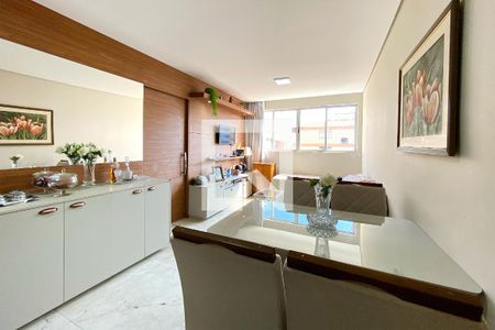 Apartamento à venda com 2 quartos, 68m² em Carlos Prates, Belo Horizonte