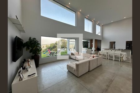 Sala de casa à venda com 3 quartos, 215m² em Parque Vila Rica, Barueri