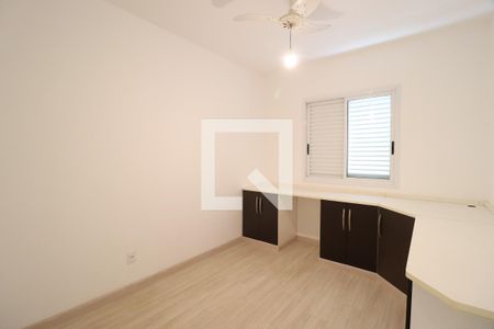 Quarto 1 de apartamento para alugar com 4 quartos, 106m² em Saraiva, Uberlândia