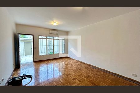 Sala de casa para alugar com 3 quartos, 190m² em Vila Rosalia, Guarulhos