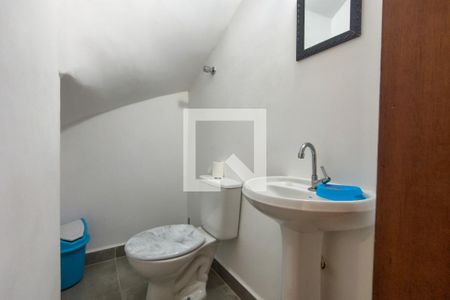 Lavabo  de casa de condomínio para alugar com 2 quartos, 60m² em Vila Caiçara, Praia Grande