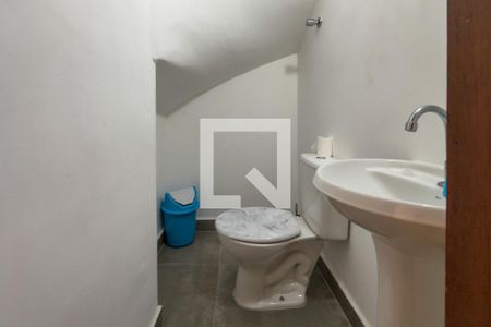 Lavabo  de casa de condomínio para alugar com 2 quartos, 60m² em Vila Caiçara, Praia Grande
