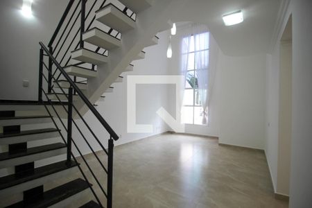 Casa de Condomínio para alugar com 3 quartos, 292m² em Aparecidinha, Sorocaba