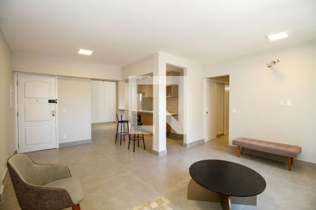 Sala de apartamento à venda com 2 quartos, 100m² em Pinheiros, São Paulo