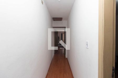 Corredor dos Quartos de casa à venda com 4 quartos, 110m² em Bortolândia, São Paulo