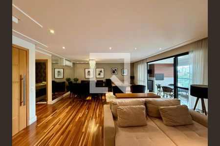 Sala  de apartamento para alugar com 3 quartos, 169m² em Vila Cruzeiro, São Paulo