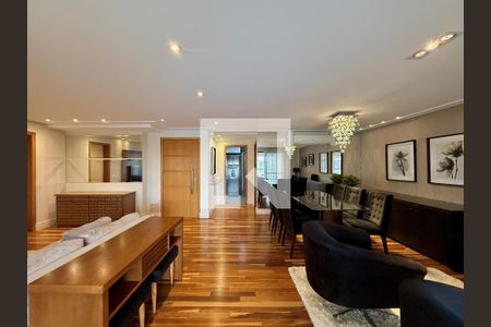 Sala  de apartamento para alugar com 3 quartos, 169m² em Vila Cruzeiro, São Paulo