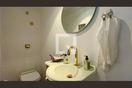 Lavabo de apartamento para alugar com 3 quartos, 140m² em Pinheiros, São Paulo