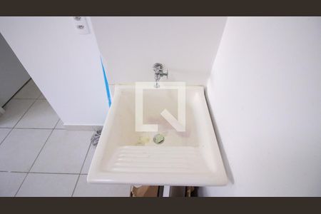 Sala/Cozinha de apartamento para alugar com 2 quartos, 45m² em Vila Ivone, São Paulo