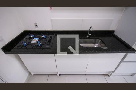Sala/Cozinha de apartamento para alugar com 2 quartos, 45m² em Vila Ivone, São Paulo