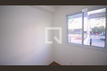 Quarto 1 de apartamento para alugar com 2 quartos, 45m² em Vila Ivone, São Paulo
