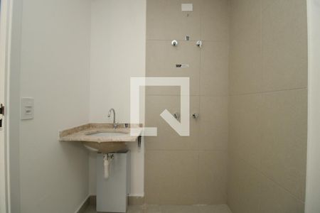 Banheiro de kitnet/studio à venda com 1 quarto, 26m² em Vila Deodoro, São Paulo