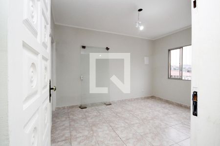 Entrada de casa para alugar com 3 quartos, 160m² em Jardim Nomura, Cotia