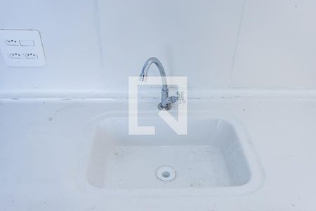 Sala, cozinha e área de serviço de apartamento para alugar com 2 quartos, 30m² em Jardim Pereira Leite, São Paulo
