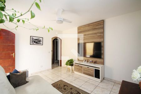 Sala de casa para alugar com 3 quartos, 360m² em Jardim dos Ipes, Cotia