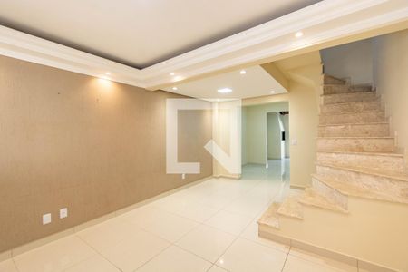 Casa de Condomínio à venda com 2 quartos, 70m² em Fátima, Canoas