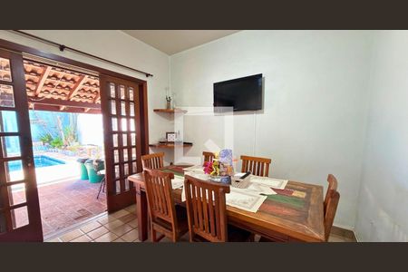 Casa à venda com 3 quartos, 345m² em Alphaville, Santana de Parnaíba