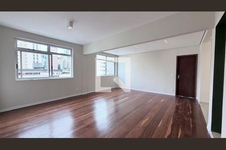 Apartamento à venda com 2 quartos, 100m² em Coracao de Jesus, Belo Horizonte