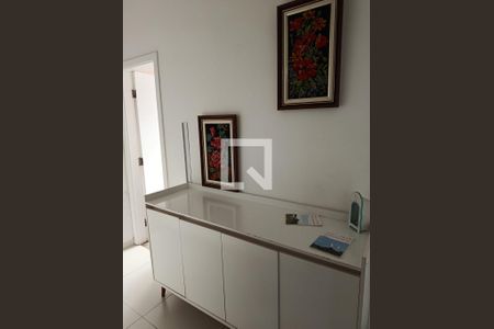 Sala de casa para alugar com 4 quartos, 210m² em Boqueirão, Praia Grande