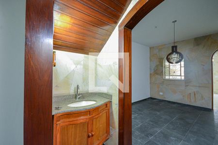 Sala de casa para alugar com 3 quartos, 120m² em Jardim Cristal, São Paulo