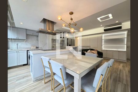 Sala de apartamento à venda com 2 quartos, 82m² em Vila Olímpia, São Paulo