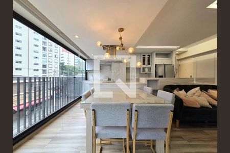 Sala de apartamento à venda com 2 quartos, 82m² em Vila Olímpia, São Paulo