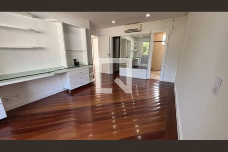 Casa à venda com 4 quartos, 715m² em Barra da Tijuca, Rio de Janeiro